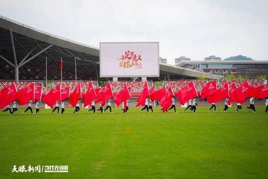 以下是香港英皇娱乐集团营运总裁霍汶希做客《蓝羽会客厅》的访谈实录。